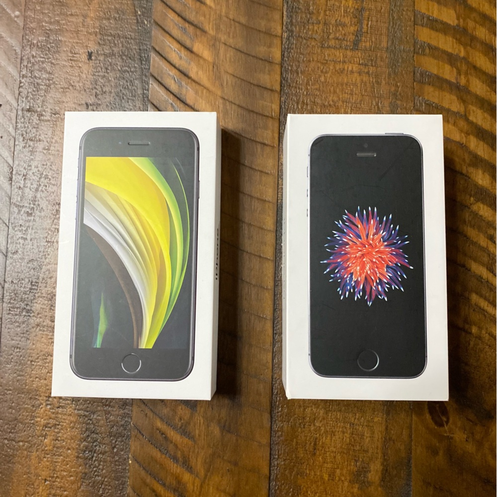 Apple iPhone SE & Apple iPhone SE Empty Boxes Only